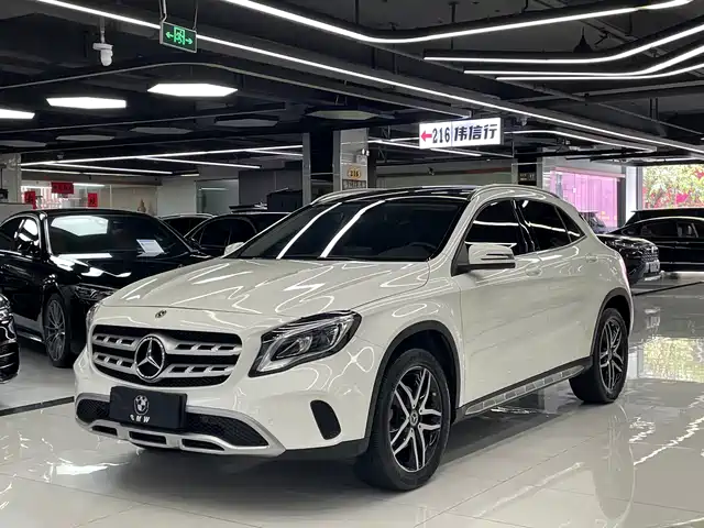 Mercedes-Benz Mercedes-Benz Gla Mercedes-Benz Gla 2017 Gla 200 Fashion Model