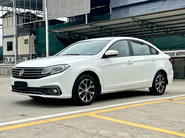 Dongfeng Is Popular Jingyi S50