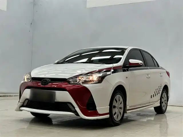 Toyota Yaris L Enjoy — фото