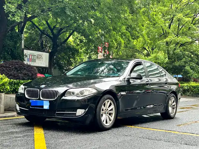Bmw Bmw 5 Series Bmw 5 Series 2012 523li Leading Model — фото