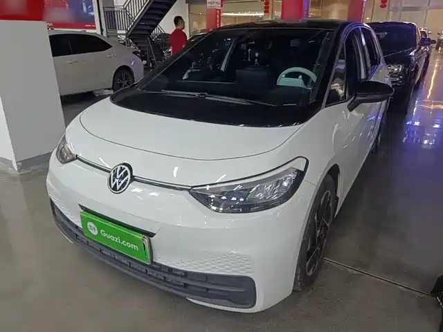 Volkswagen Volkswagen Id.3 Volkswagen Id.3 2025 Smart Model Outstanding Oxygen Edition — фото