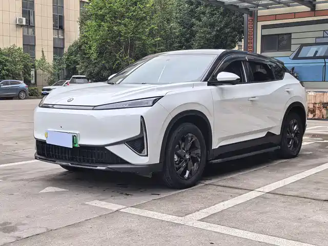 Dongfeng Fengshen Dongfeng Fengshen L7 Dongfeng Fengshen L7 2025 518 Enjoyable Champion Edition