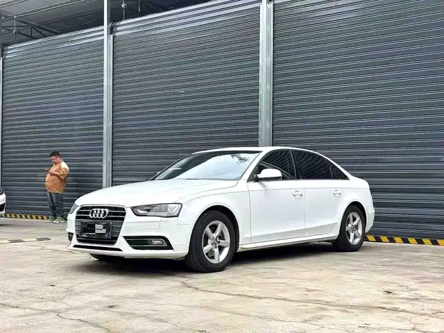 Audi Audi A4l Audi A4l 2016 30 Tfsi Collector'S Edition Automatic Comfort Type