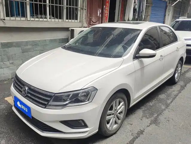 Volkswagen Jetta Jetta 2017 1.5l Automatic Comfort Model — фото