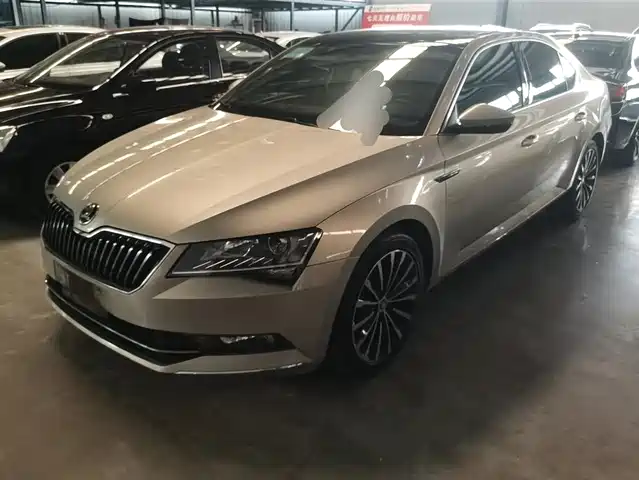 Skoda Speedy Superb 2018 Tsi280 Dsg Comfort Edition National V