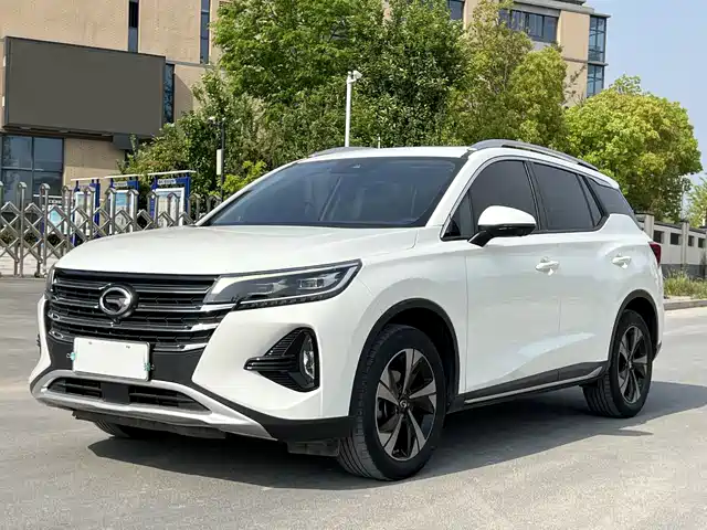 Gac Trumpchi Trumpchi Gs4 Trumpchi Gs4 2022 270t Automatic Intelligent Mobility Technology Edition — фото