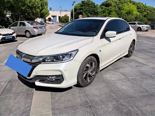 Honda Accord Accord 2016 2.0l Elite Edition — фото