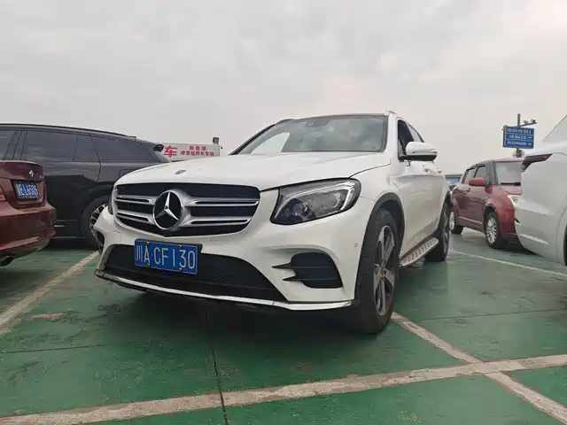 Mercedes-Benz Mercedes-Benz Glc Mercedes-Benz Glc 2017 Glc 300 4matic Dynamic — фото