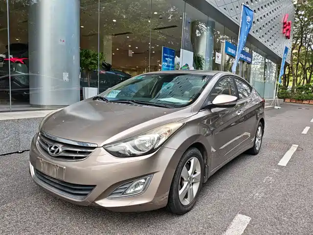 Hyundai Langdong Langdong 2013 1.6l Automatic Leading Model — фото