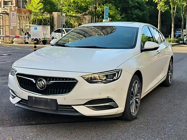 Buick Majesty Regal 2017 28t Exclusive Model — фото