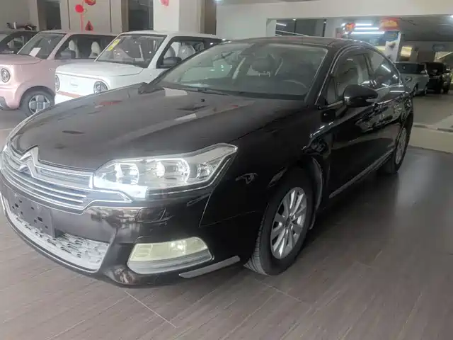 Citroën Citroen C5 Citroen C5 2014 2.0l Automatic Exclusive Model — фото
