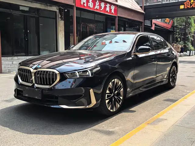 Bmw Bmw 5 Series Bmw 5 Series 2024 530li Exclusive Luxury Package — фото