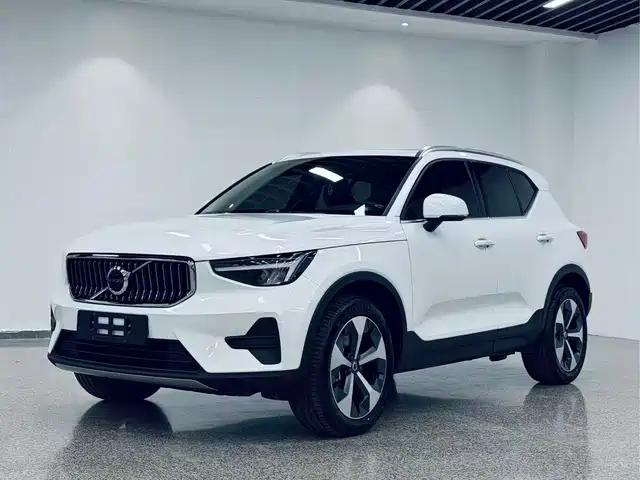 Volvo Volvo Xc40 Volvo Xc40 2023 B4 Four-Wheel Drive Zhiyuan Deluxe Edition — фото