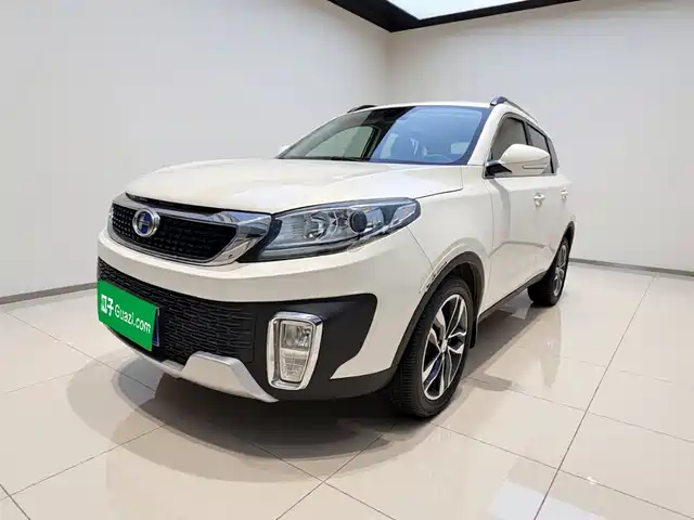 Baic Changhe Baic Changhe Q35 Baic Changhe Q35 2016 1.5l Automatic Smart Version — фото