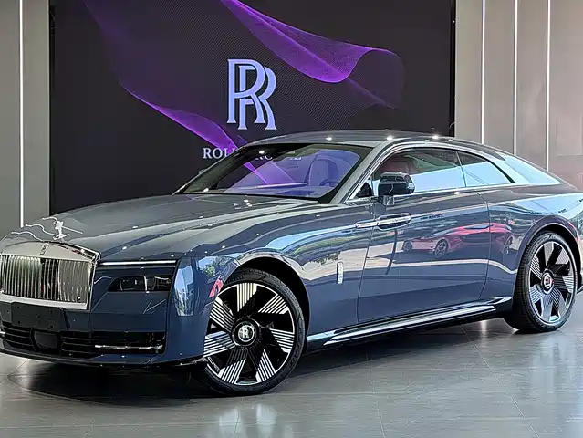 Rolls Royce The Shining Shining 2024 Standard Model — фото