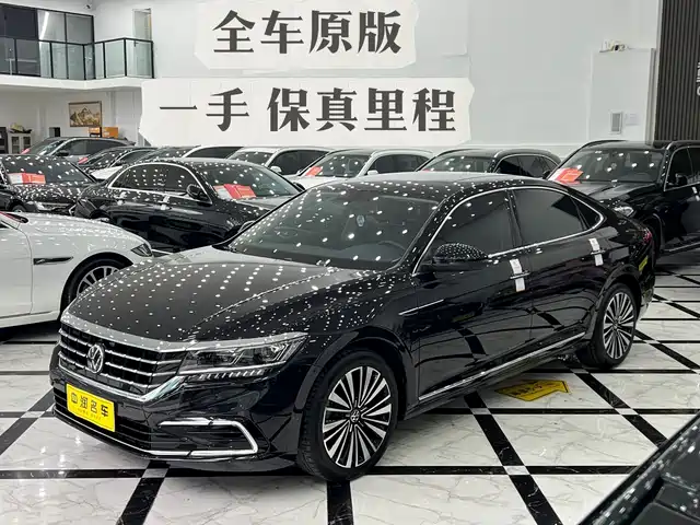 Volkswagen Passat Passat 2021 330tsi Deluxe Edition — фото