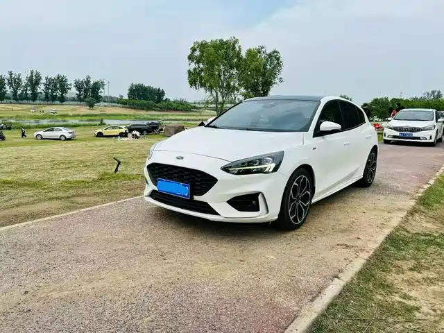 Ford Fox Focus 2021 Hatchback Ecoboost 180 Automatic St Line