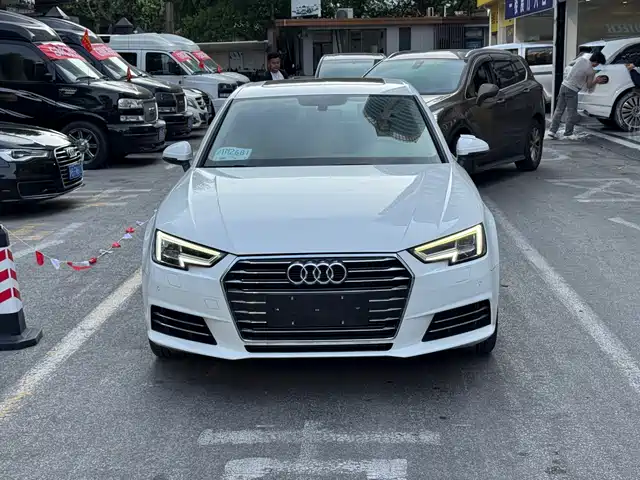 Audi Audi A4l Audi A4l 2017 40 Tfsi Fashion — фото