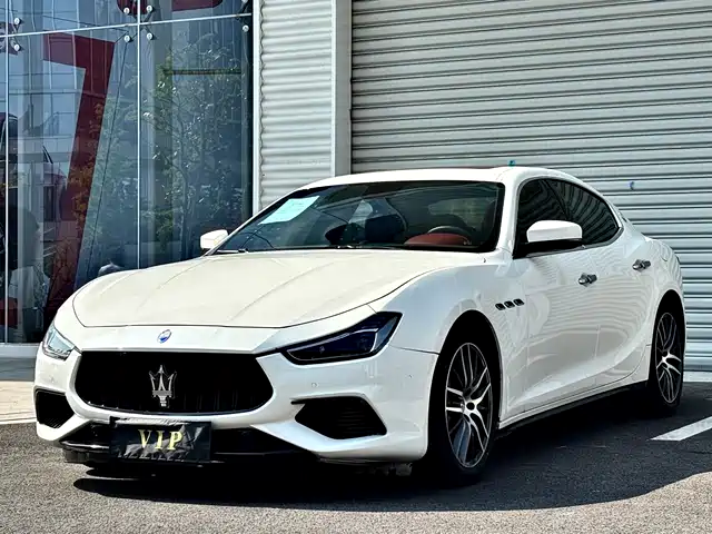 Maserati Ghibli Ghibli 2017 3.0t Standard Edition — фото