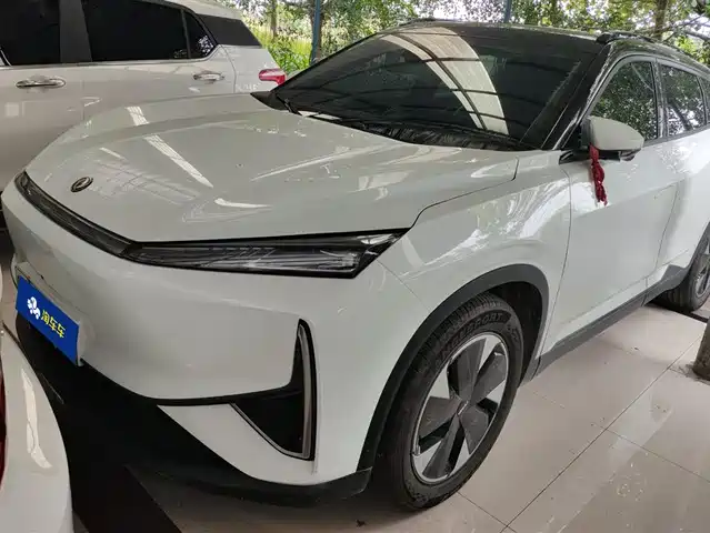 Dongfeng Fengshen Dongfeng Fengshen L7