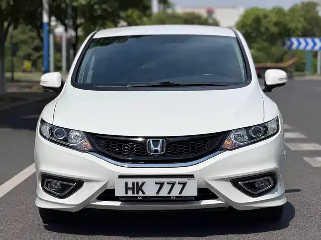 Honda Jed Jade 2013 1.8l Automatic Comfort Version 5 Seats — фото