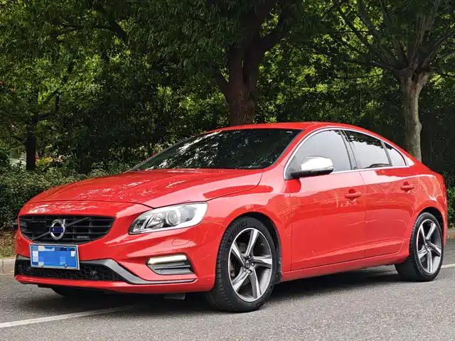 Volvo Volvo S60 (Imported) Volvo S60 Imported 2014 Facelift T5 Personalized Sports Version — фото