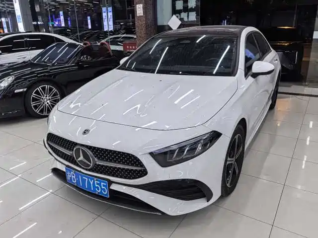 Mercedes-Benz Mercedes Benz A Class Mercedes-Benz A-Class 2023 A 200 L Fashion Model