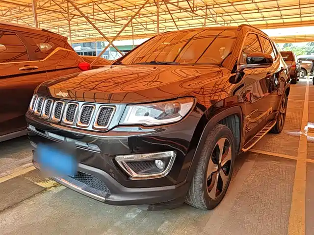 Jeep Guide Compass 2017 200t Automatic Premium Edition — фото
