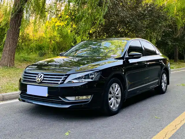 Volkswagen Passat Passat 2011 1.8tsi Dsg Premium Edition — фото