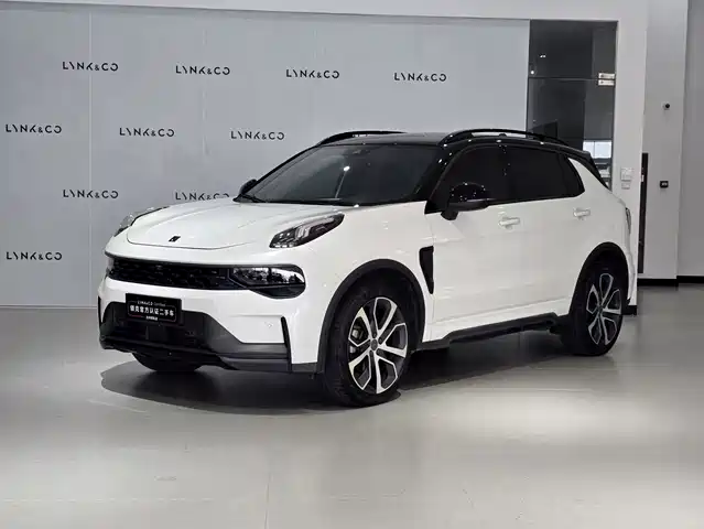 Lynk & Co Lynk & Co 01 Lynk & Co 01 2021 2.0td Four-Wheel Drive Halo
