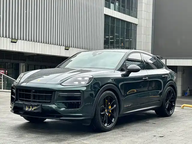 Porsche Cayenne — фото