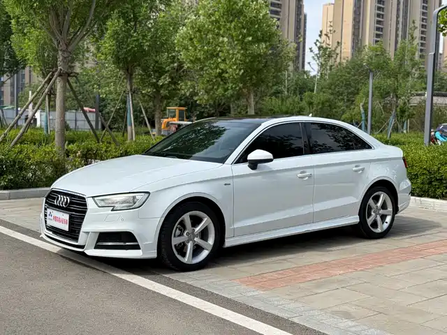 Audi Audi A3 Audi A3 2017 Limousine 35 Tfsi Fashion — фото