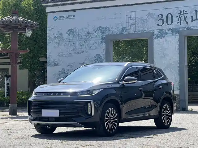Stardom Stars In The Clouds Xingtu Lingyun 2023 400t Four-Wheel Drive Star Edition — фото