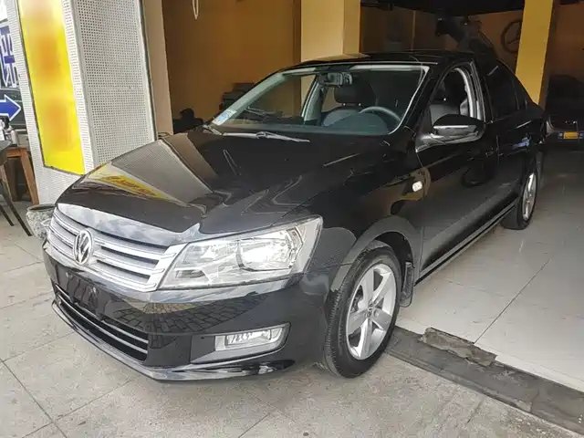 Volkswagen Santana Santana 2013 1.6l Automatic Comfort Version — фото