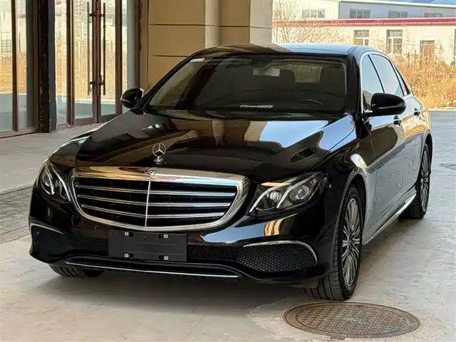 Mercedes-Benz Mercedes-Benz E-Class Mercedes-Benz E-Class 2019 E 200 L Sports 4matic — фото