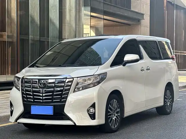 Toyota Elfa Alfa 2015 3.5l Deluxe Edition — фото
