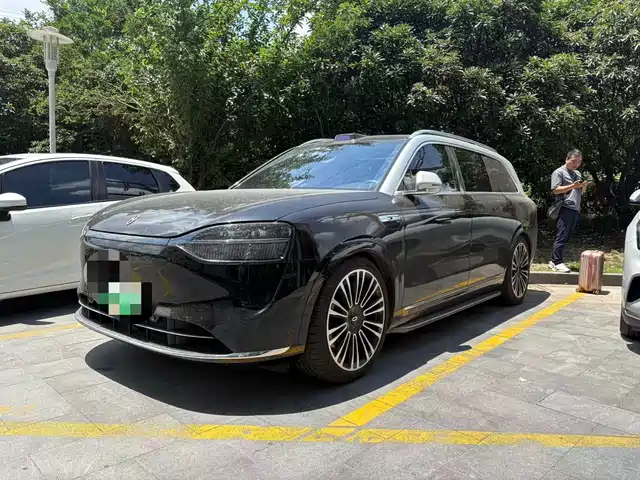 Aito Asks The World Wenjie M9 Wenjie M9 2024 Extended Range Ultra Version 52kwh 6-Seater Version