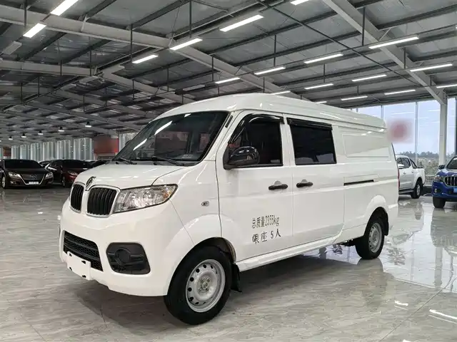 Golden Cup New Hiace X30l New Hiace X30l 2021 1.5l Fortune Non-Air-Conditioned Version Cabin Country Vi Swc15m — фото