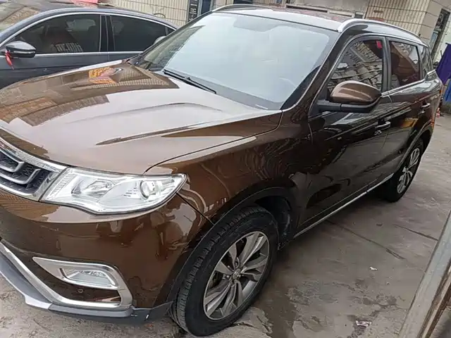 Geely Automobile Boyue Boyue 2016 2.0l Manual Smart Model