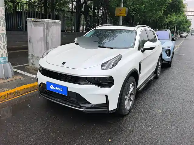 Lynk & Co Lynk & Co 01 Lynk & Co 01 2023 2.0td 2wd Asian Games Edition