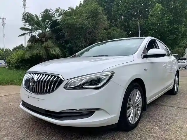 Buick Yinglang Yinglang 2015 15n Automatic Elite Type — фото