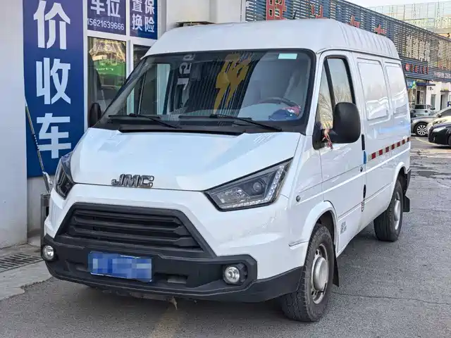 Jiangling Teshun Teshun 2019 2.8T commercial short-axle mid-top 3-seater National VI JX493