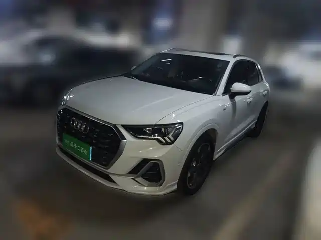 Audi Audi Q3 Audi Q3 2022 35 Tfsi Fashionable And Dynamic — фото