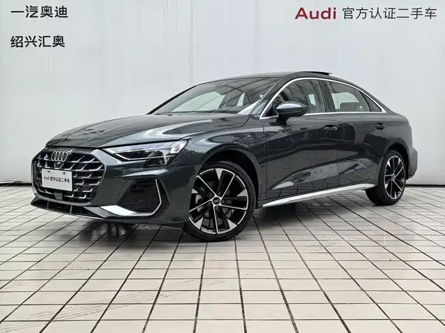 Audi Audi A3 Audi A3 2025 A3l Limousine 35tfsi Flying Spur Exclusive — фото
