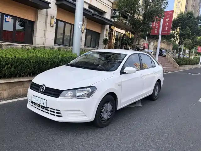 Volkswagen Jetta Jetta 2015 1.6l Automatic Fashion Model — фото