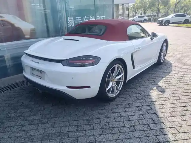 Porsche Porsche 718 Porsche 718 2022 Boxster 2.0t