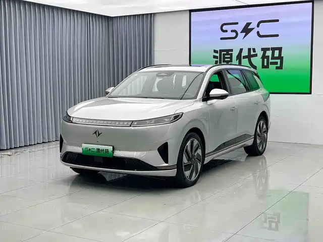 Dongfeng Yipai eπ008 Eπ008 2025 Model 210ultra Extended Range Version 5 Seats