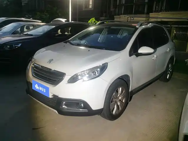Peugeot Peugeot 2008 Peugeot 2008 2014 1.6l Automatic Fashion Edition