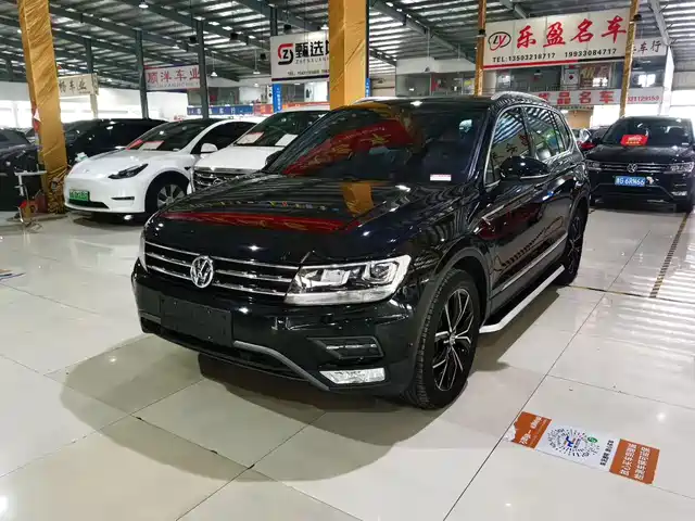 Volkswagen Tiguan L Tiguan L 2020 330tsi Automatic Two-Wheel Drive Smart Luxury Version National Vi — фото