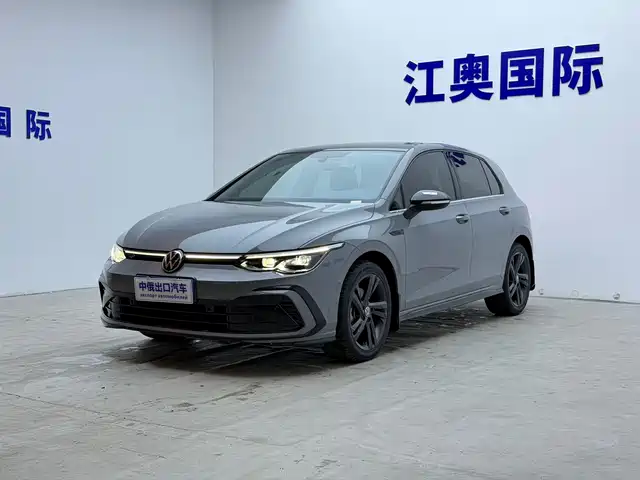 Volkswagen Golf Golf 2023 Facelift 280tsi Dsg R-Line Lite — фото
